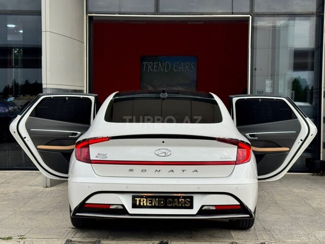 Hyundai Sonata-13