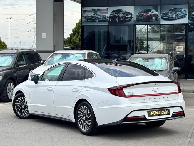 Hyundai Sonata-8