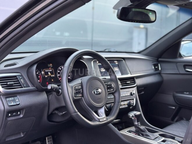 Kia Optima-21