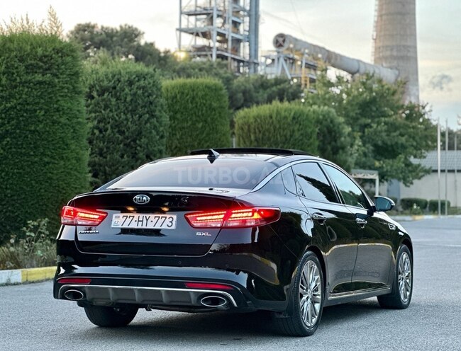 Kia Optima-12
