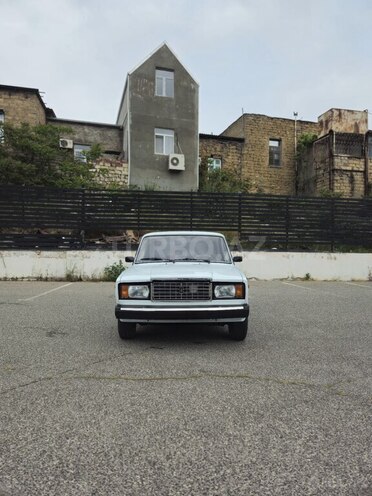LADA (VAZ) 2107-1