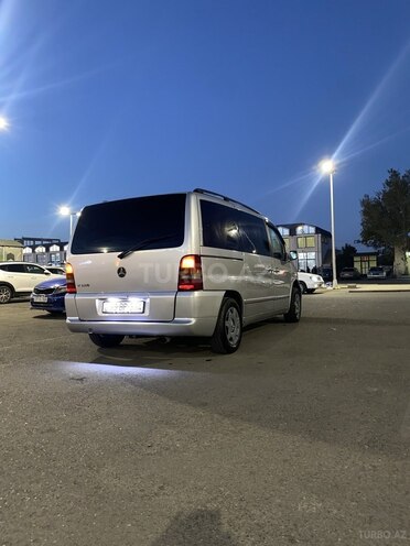 Mercedes Vito 110 CDI-11