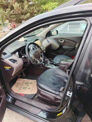 Hyundai ix35-8