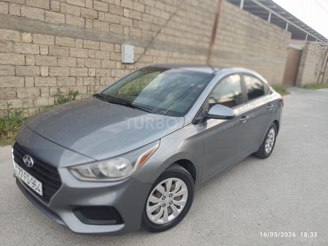 Hyundai Accent-9