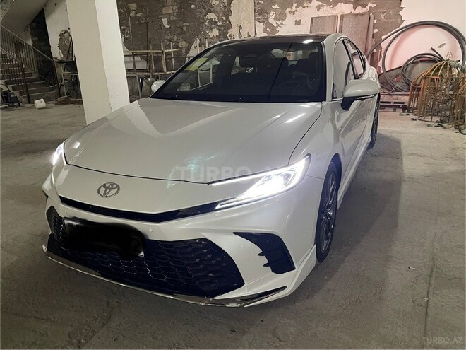 Toyota Camry-6