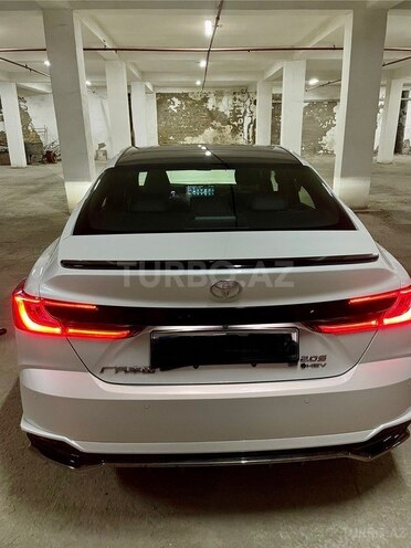 Toyota Camry-3