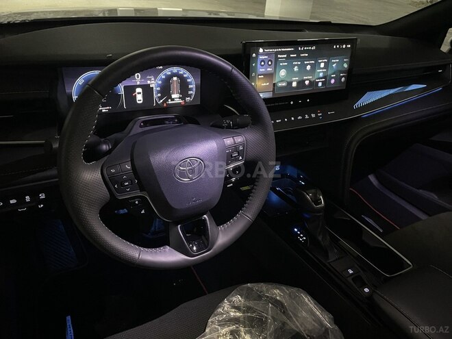 Toyota Camry-7