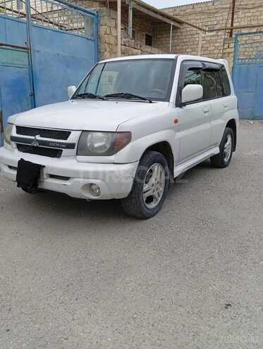 Mitsubishi Pajero io-4