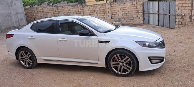 Kia Optima-3