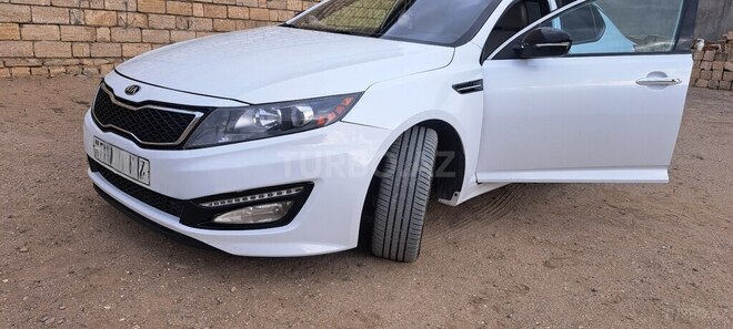 Kia Optima-6