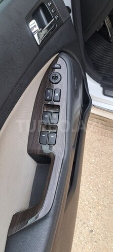 Kia Optima-14