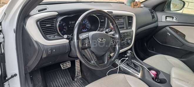 Kia Optima-17