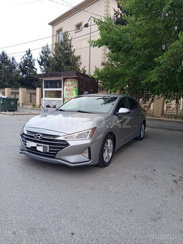Hyundai Elantra-5