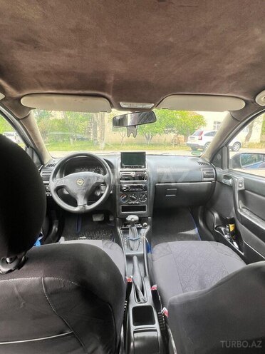 Opel Astra-7