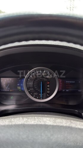 Ford Explorer-7