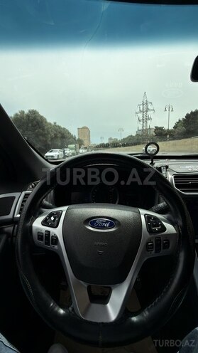 Ford Explorer-6