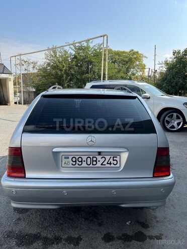 Mercedes C 180-4
