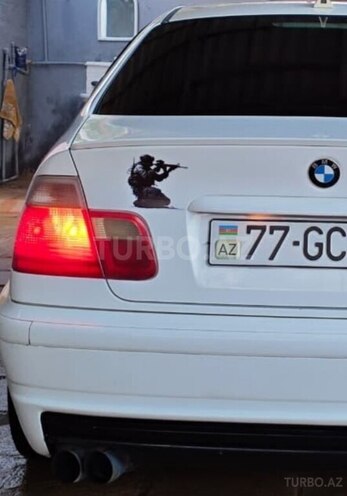 BMW 318-9