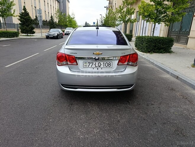 Chevrolet Cruze-3