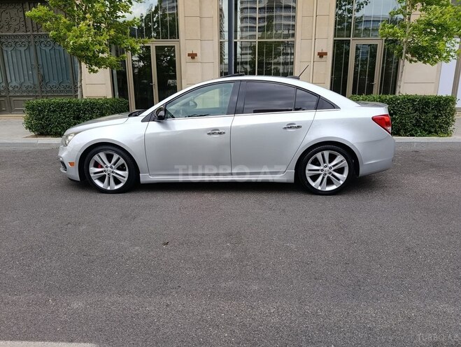 Chevrolet Cruze-13