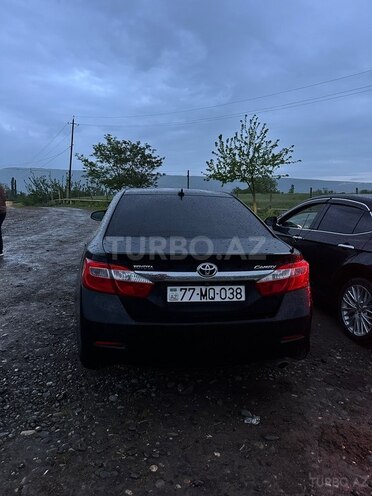 Toyota Camry-6
