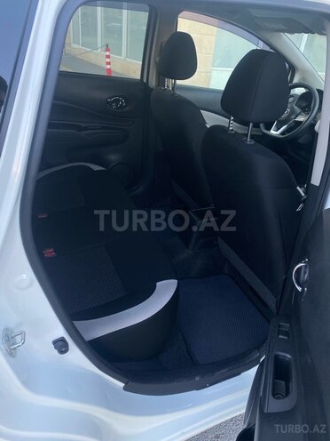 Nissan Note-8