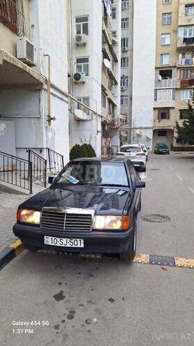 Mercedes 190-6