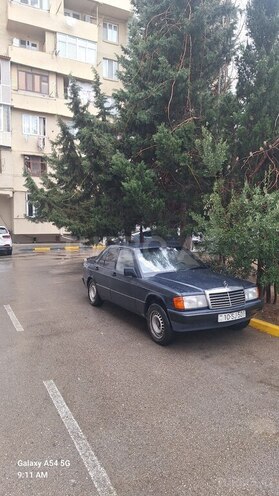 Mercedes 190-7