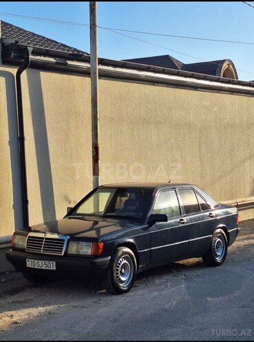 Mercedes 190-11