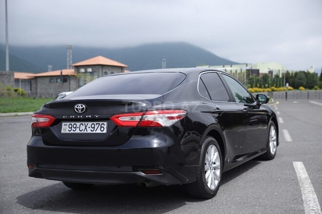 Toyota Camry-10