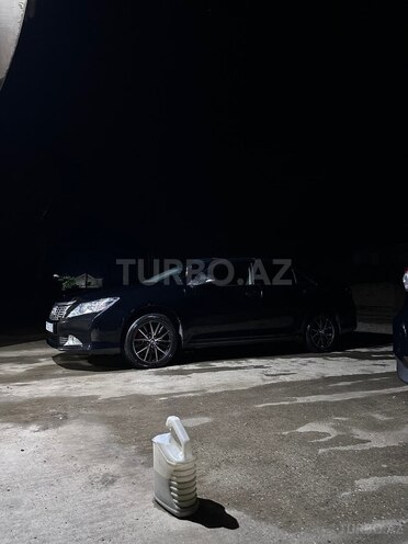 Toyota Camry-8