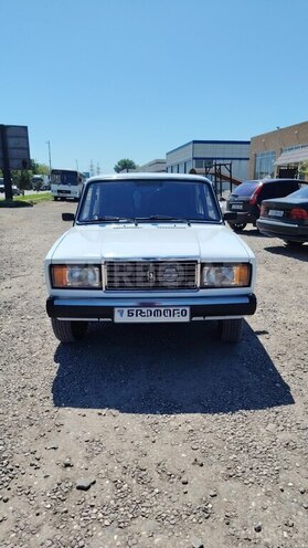 LADA (VAZ) 2107-10