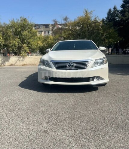 Toyota Camry-1