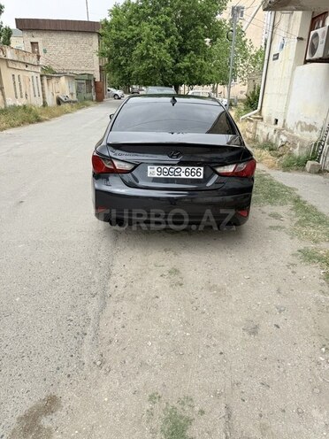 Hyundai Sonata-5
