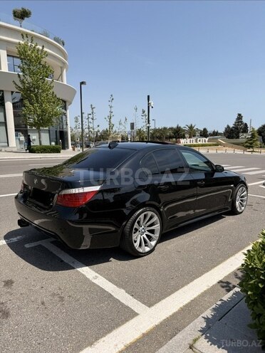 BMW 530-13