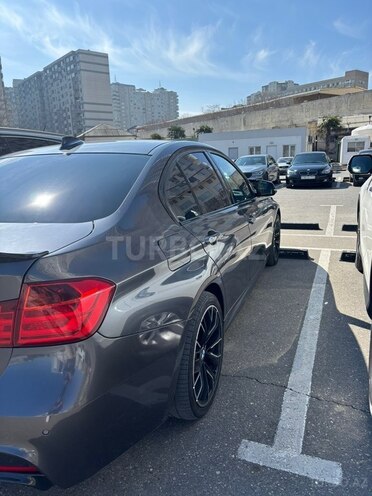 BMW 335-9