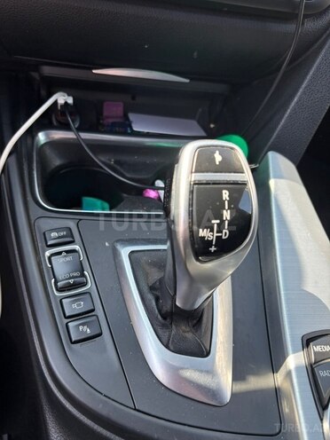 BMW 335-10