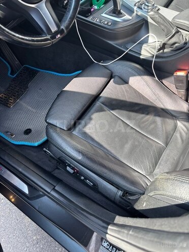 BMW 335-19