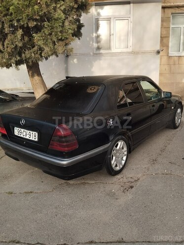 Mercedes C 200-2