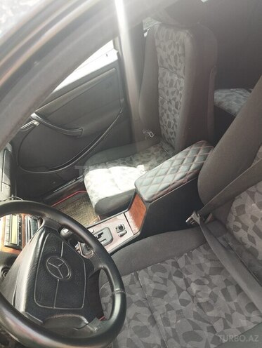Mercedes C 200-9