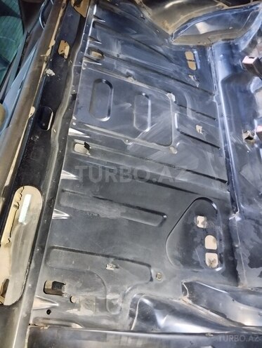 Mercedes C 200-13