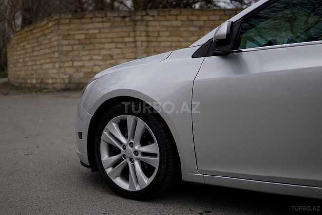 Chevrolet Cruze-6