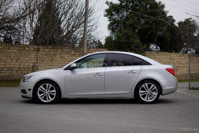Chevrolet Cruze-8