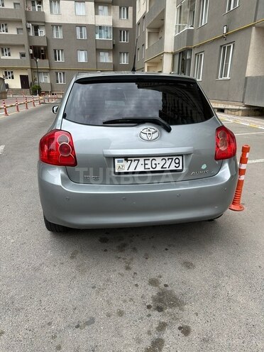 Toyota Auris-5