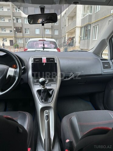 Toyota Auris-9