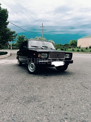 LADA (VAZ) 2107-5