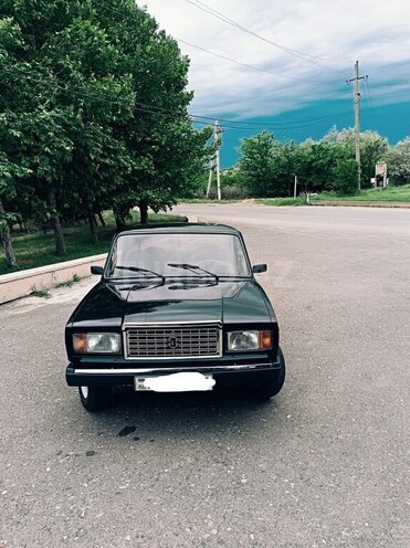 LADA (VAZ) 2107-4
