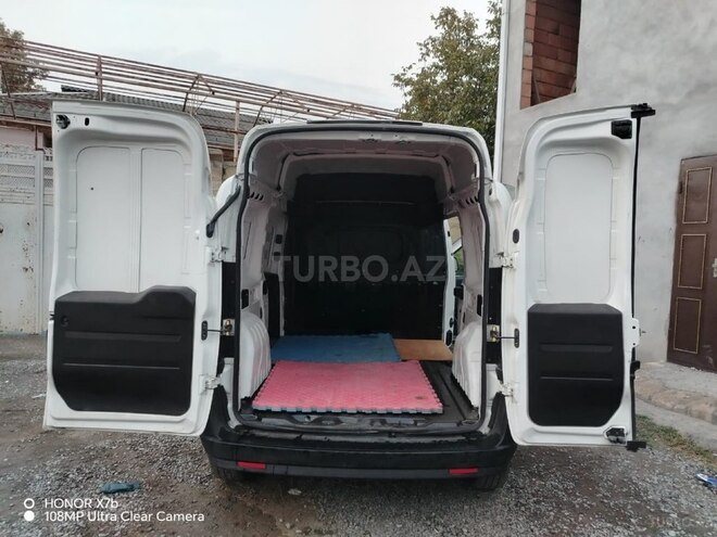 Fiat Doblo-5