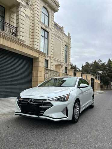 Hyundai Elantra-4