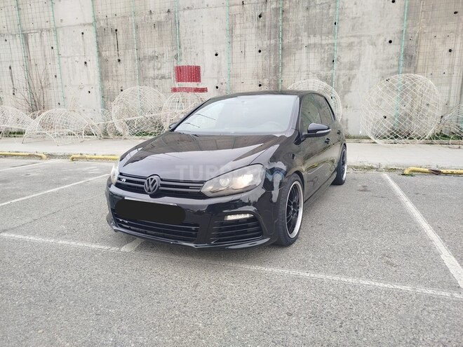 Volkswagen Golf R-2